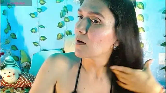 Snapshot of venus_swet_ chatting on December 4, 2025, 12:31 am venus swet online show from December 4, 2025, 12:31 am