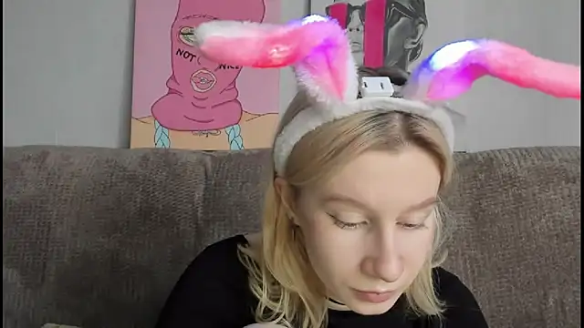 EnigmaSee online show from November 15, 2025, 9:06 am