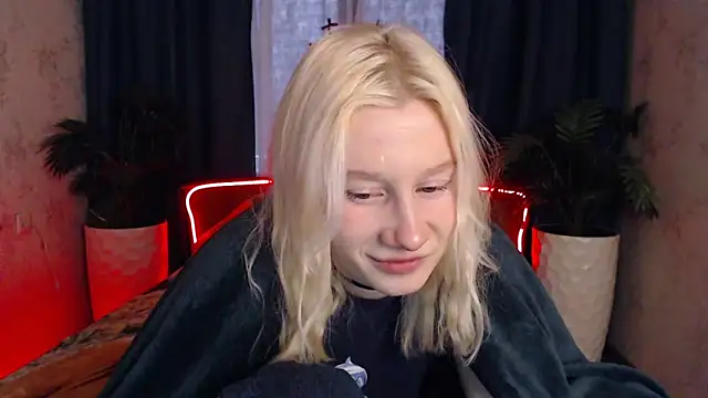 Snapshot of EnigmaSee chatting on February 8, 2026, 2:15 am EnigmaSee online show from February 8, 2026, 2:15 am