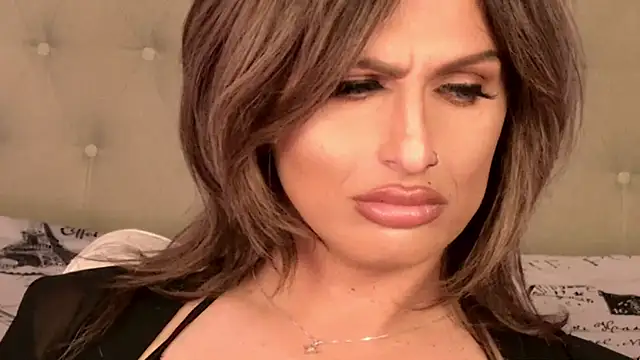 xprettysmilex online show from January 14, 2025, 12:11 am