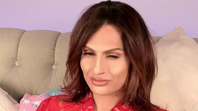 xprettysmilex online show from February 24, 2025, 8:47 pm