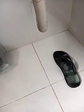 lobomisterioso13 online show from February 16, 2026, 10:22 am