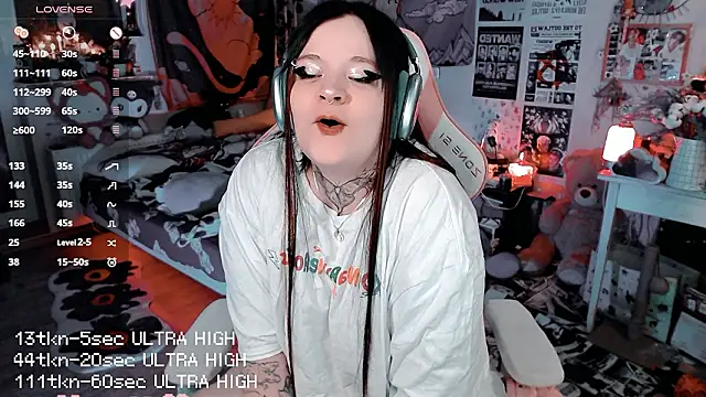 Snapshot of noori__hope chatting on February 20, 2026, 12:29 am noori hope online show from February 20, 2026, 12:29 am