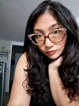 Mia Ruiz online show from February 1, 2025, 2:47 am