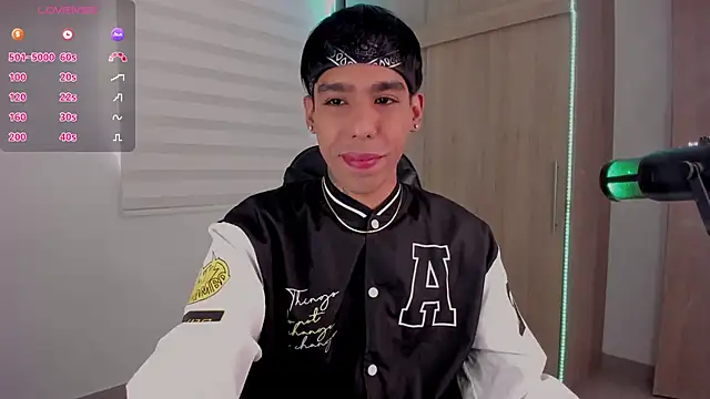 Snapshot of aldrinwhite chatting on January 24, 2025, 2:19 pm aldrinwhite online show from January 24, 2025, 2:19 pm