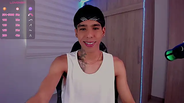 Snapshot of aldrinwhite chatting on January 26, 2025, 2:08 pm aldrinwhite online show from January 26, 2025, 2:08 pm