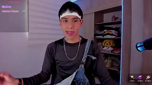 Snapshot of aldrinwhite chatting on February 2, 2025, 2:24 pm aldrinwhite online show from February 2, 2025, 2:24 pm