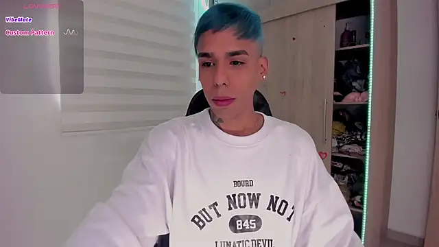 Snapshot of aldrinwhite chatting on February 23, 2025, 2:46 pm aldrinwhite online show from February 23, 2025, 2:46 pm