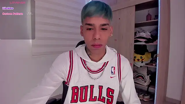 Snapshot of aldrinwhite chatting on February 27, 2025, 2:54 pm aldrinwhite online show from February 27, 2025, 2:54 pm