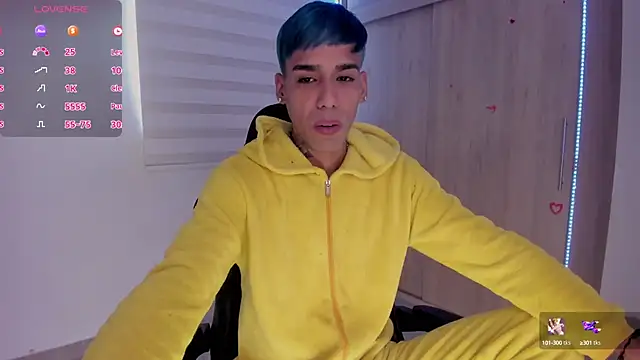 Snapshot of aldrinwhite chatting on March 2, 2025, 1:49 pm aldrinwhite online show from March 2, 2025, 1:49 pm