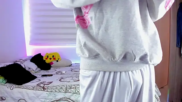 Snapshot of aldrinwhite chatting on September 15, 2025, 5:46 pm aldrinwhite online show from September 15, 2025, 5:46 pm