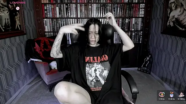 Medusa  Gorgona online show from May 30, 2026, 2:14 pm