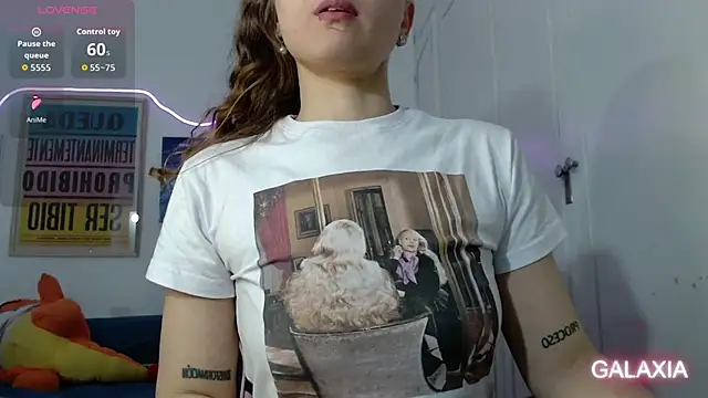 galaxiaa23 online show from November 19, 2025, 10:21 pm