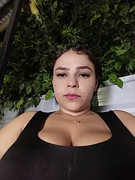 Snapshot of Mommy-Hot chatting on July 9, 2026, 2:15 am Mommy-Hot online show from July 9, 2026, 2:15 am