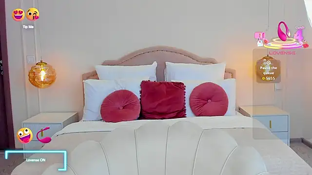 MissLoou online show from March 11, 2026, 6:08 am