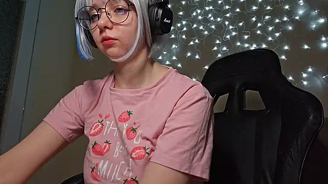 DanaWard online show from January 11, 2025, 8:43 pm