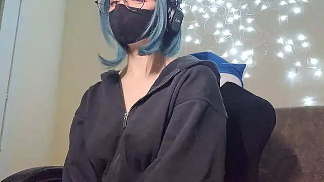 DanaWard online show from September 23, 2025, 10:46 pm