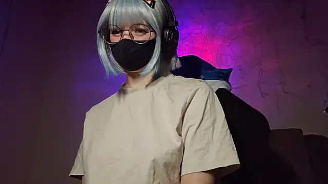 DanaWard online show from October 6, 2025, 9:34 pm