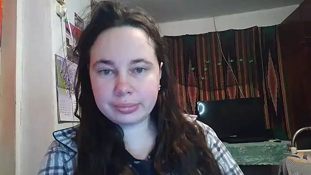 Cora Maro online show from November 3, 2025, 10:21 pm