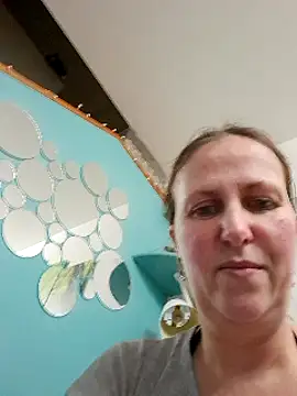 Angelacoquine online show from January 7, 2025, 7:06 pm