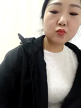 Snapshot of AHL756 chatting on February 13, 2025, 6:41 am AHL756 online show from February 13, 2025, 6:41 am