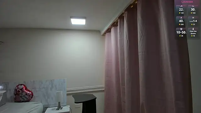 charolbruce 1 online show from February 14, 2026, 11:40 am