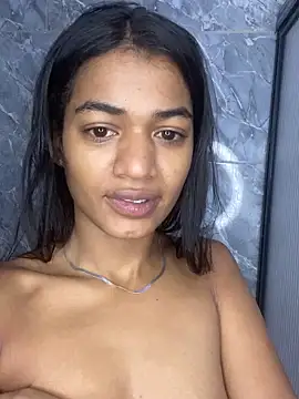 BarbieHotLaura online show from November 4, 2025, 6:51 pm