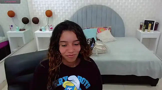 charlotte 0309 online show from January 6, 2025, 6:31 pm