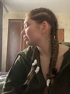 Snapshot of My_Asiya chatting on March 14, 2025, 7:59 am My Asiya online show from March 14, 2025, 7:59 am