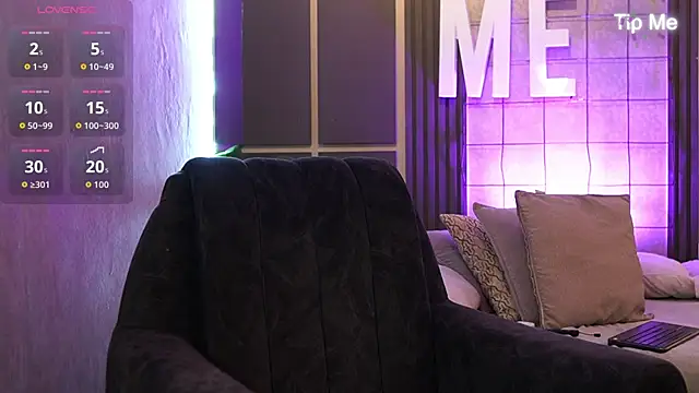 Ryan Hunt online show from January 13, 2026, 12:43 pm