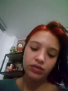 Snapshot of LorenRosse chatting on January 1, 2025, 11:40 pm LorenRosse online show from January 1, 2025, 11:40 pm
