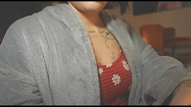 LorenRosse online show from January 10, 2026, 12:56 am