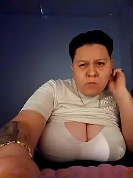 DevilDahm online show from February 6, 2025, 8:34 pm