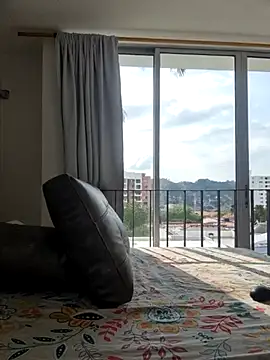 Sthef Castle online show from March 17, 2025, 8:51 pm