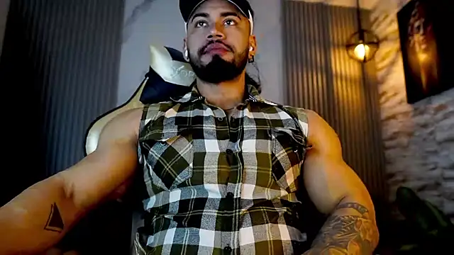 Snapshot of jaxon_colton chatting on November 24, 2025, 3:56 pm jaxon colton online show from November 24, 2025, 3:56 pm