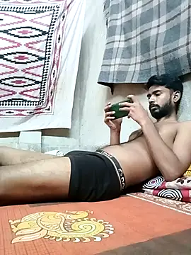 NICK IN online show from October 3, 2025, 6:49 pm