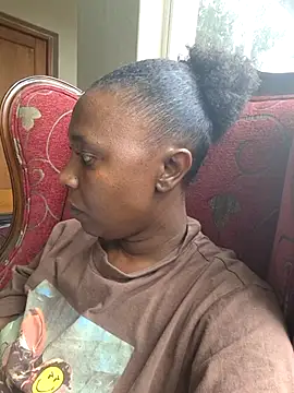 YourDreamLady22 online show from February 15, 2025, 11:50 am