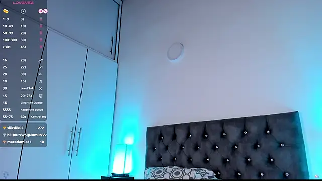 Snapshot of Jimena_White_ chatting on February 12, 2025, 6:08 am Jimena White online show from February 12, 2025, 6:08 am