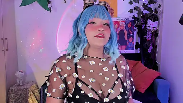 Snapshot of cutepie_uwu_ chatting on September 24, 2025, 12:14 am cutepie uwu  online show from September 24, 2025, 12:14 am