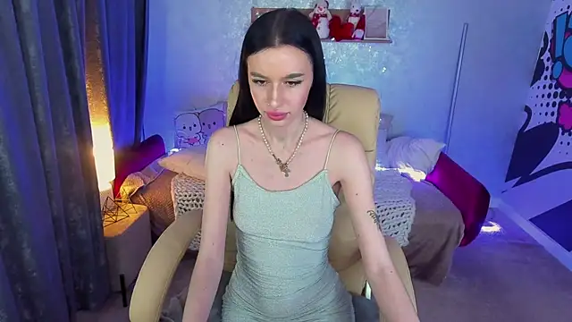 Snapshot of Snow_WhiteeeX chatting on January 7, 2025, 10:54 am Snow WhiteeeX online show from January 7, 2025, 10:54 am