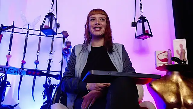 IvanaFetish online show from October 26, 2025, 11:53 pm