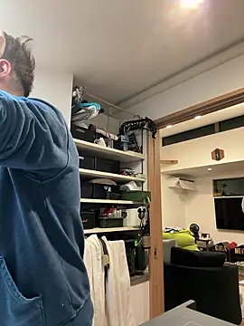 kensnb online show from November 12, 2025, 8:41 pm