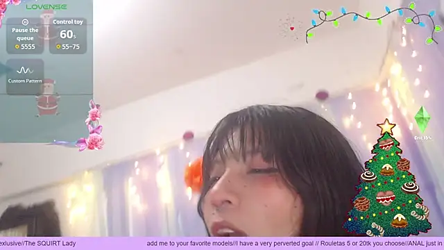 Snapshot of Carlacutte chatting on November 27, 2025, 4:36 am Carlacutte online show from November 27, 2025, 4:36 am