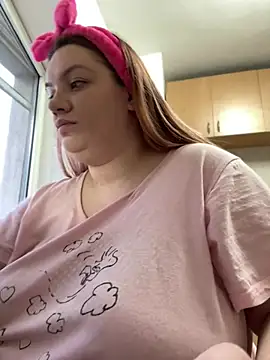 MelanieBrownn online show from February 13, 2025, 3:24 pm