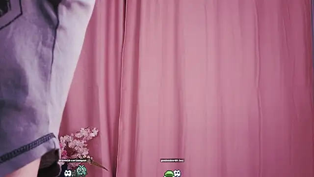 KimWilli online show from January 13, 2025, 10:24 pm