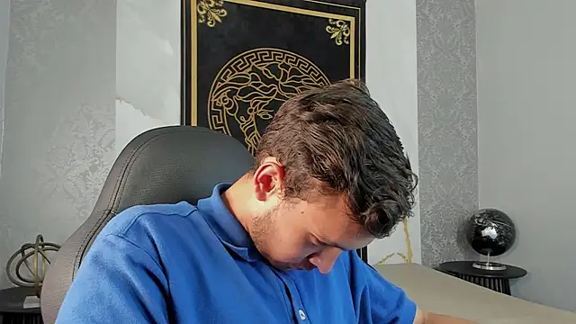 Desmon Clark online show from January 21, 2025, 10:41 pm