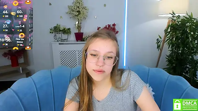 LayriantaVee online show from February 25, 2025, 9:53 am