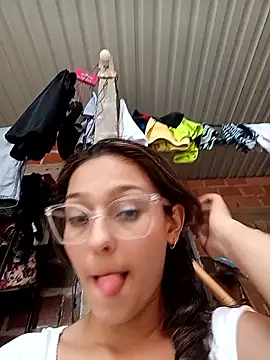 Ary-18 online show from December 17, 2025, 7:31 pm