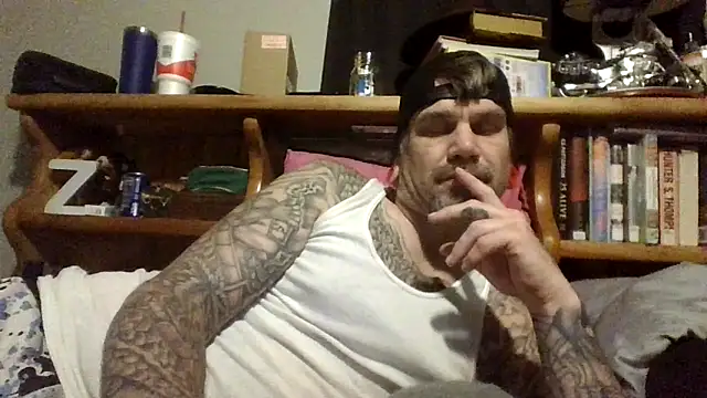 Snapshot of clitstitsandbongrips chatting on September 18, 2025, 10:06 am clitstitsandbongrips online show from September 18, 2025, 10:06 am