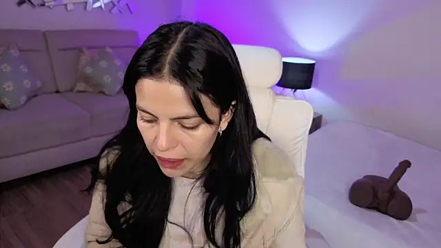Snapshot of Eliie_Ruizz chatting on April 30, 2026, 4:30 am Eliie Ruizz online show from April 30, 2026, 4:30 am